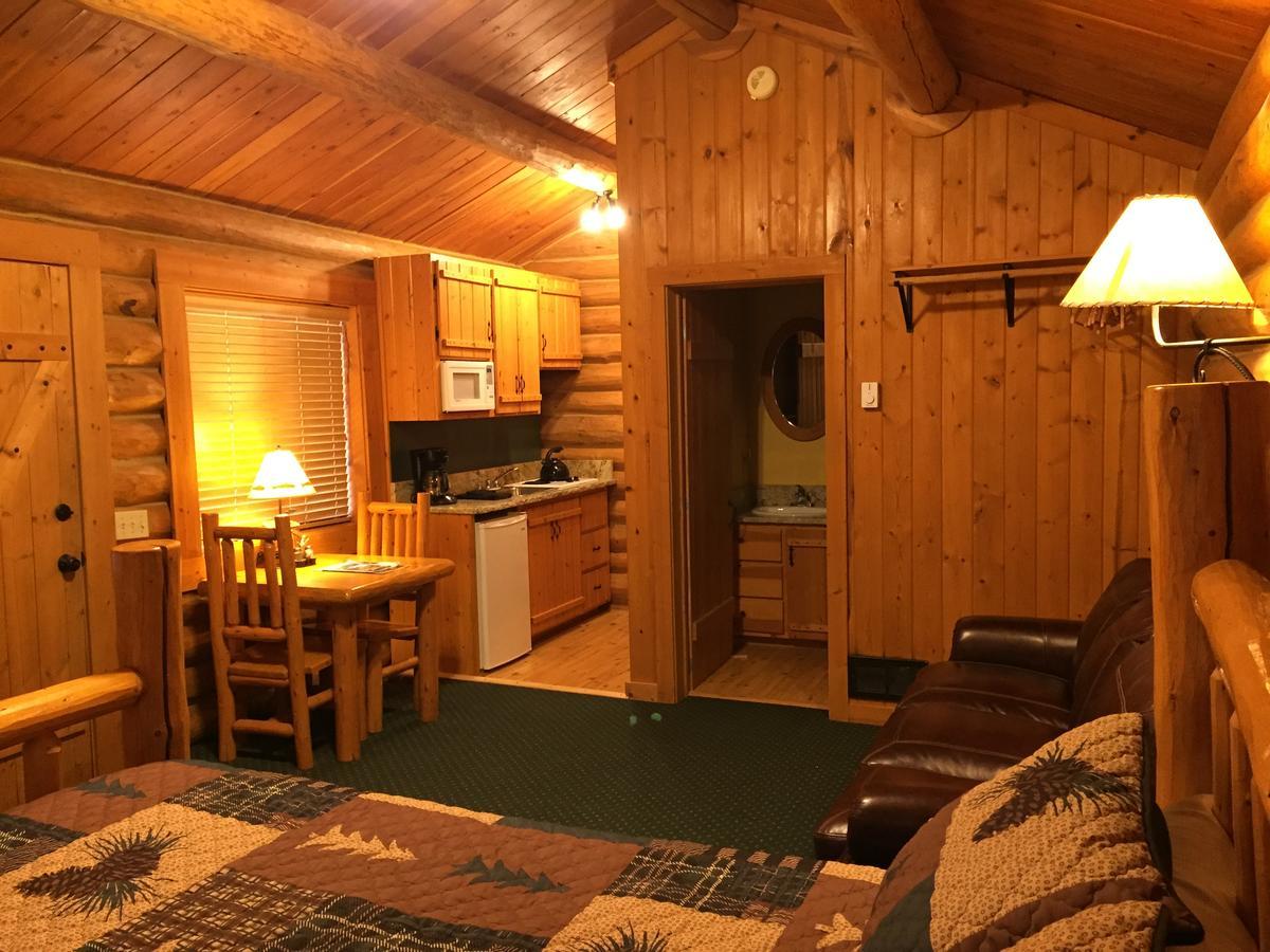 Somers Bay Log Cabin Lodging Exterior foto