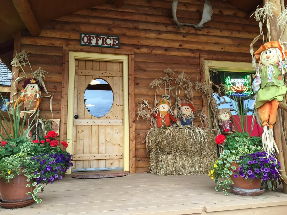 Somers Bay Log Cabin Lodging Exterior foto